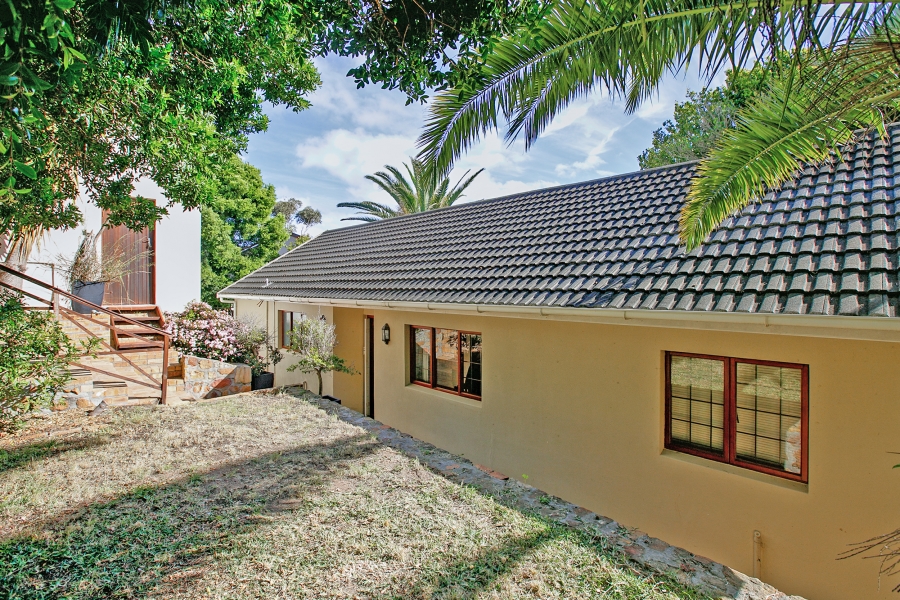 3 Bedroom Property for Sale in Glencairn Western Cape